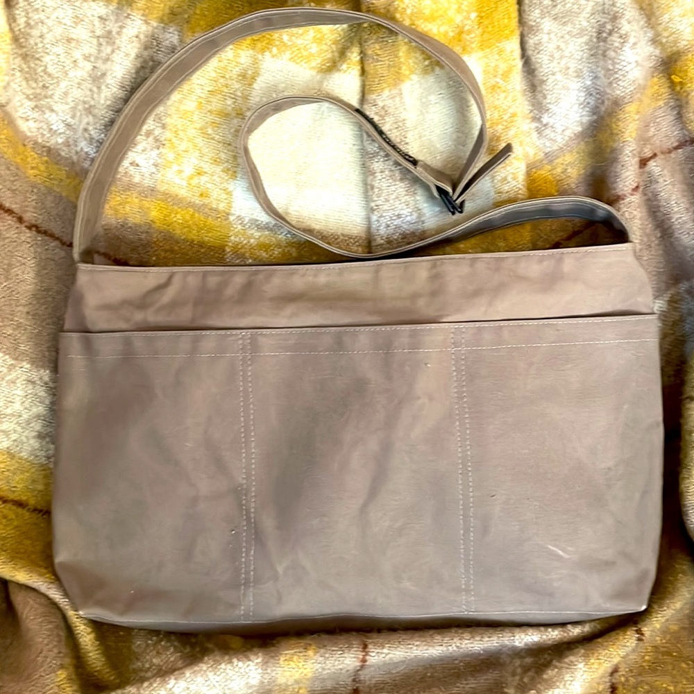 Safari Bag by ateliers PENELOPE - Picture 2 of 6